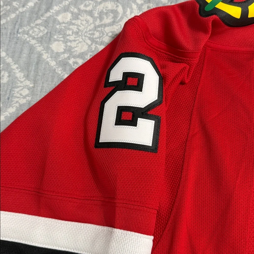 Reebok Chicago Blackhawks Jersey - Picture 4 of 8
